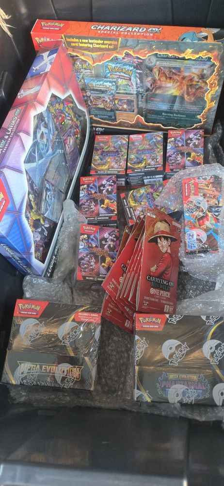 LOOKING FOR paldean Fates Tusk Boxes Pokemon One Piec