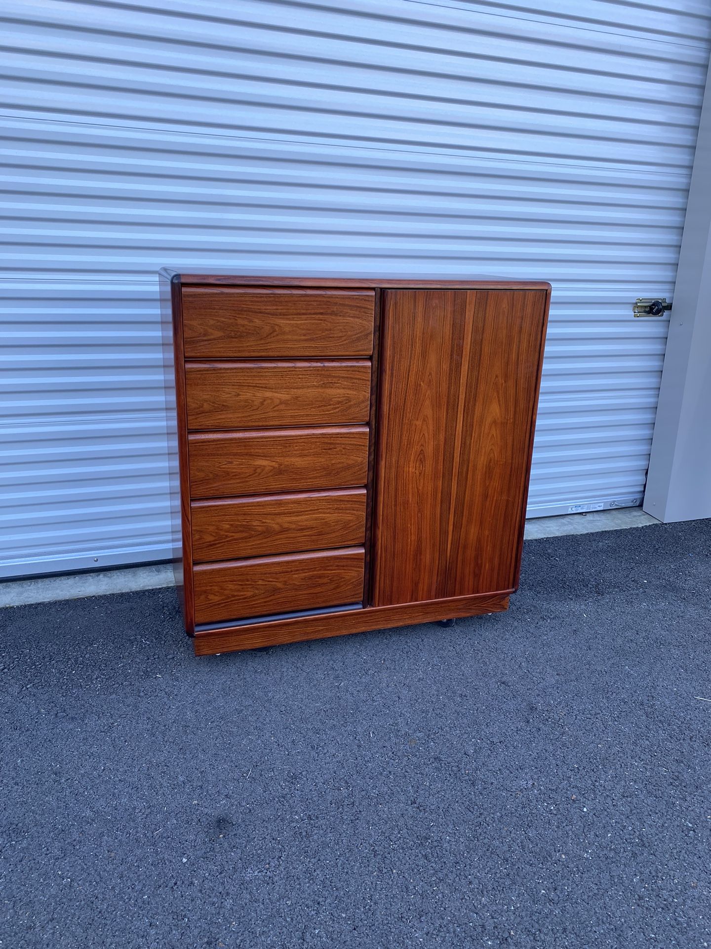 Beautiful Mid Century Modern Danish Rosewood Gentlemen’s Wardrobe Dresser By Brouer