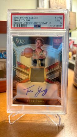 Trae Young Autograph