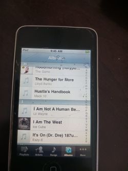 2nd Gen 8gb Apple