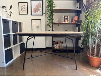 Free table