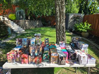Huge anime lot !!!150 pieces New in Box