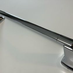 18” Chrome Towel Bar