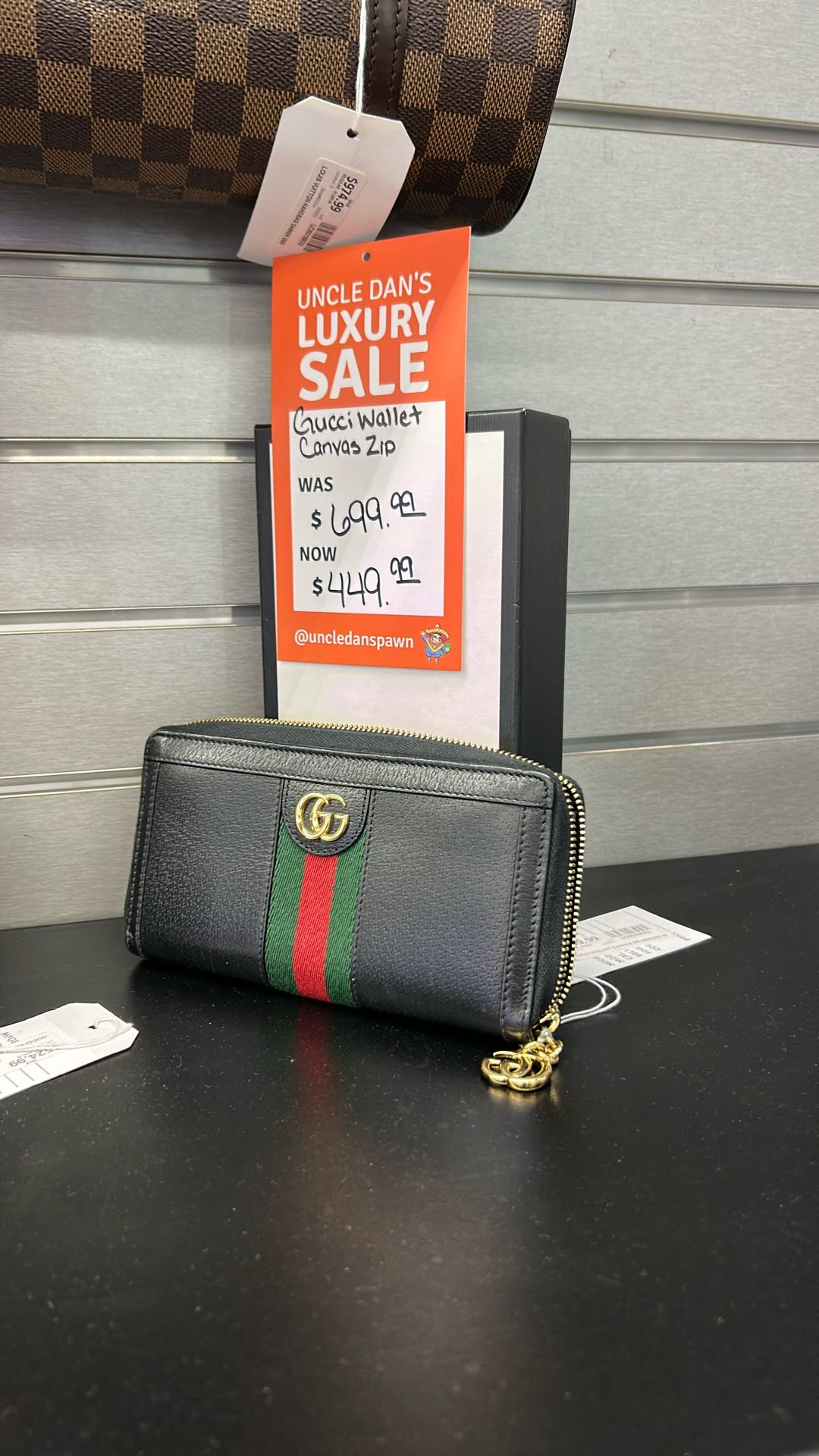 gucci wallet