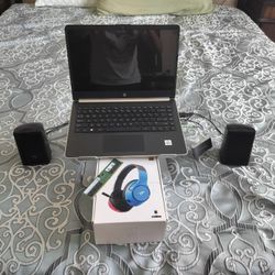 Laptop W/ Tech Add Ons