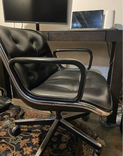 Black Leather Executive Office Chair