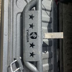 Tygre auto truck hitch step (READ DESCRIPTION)