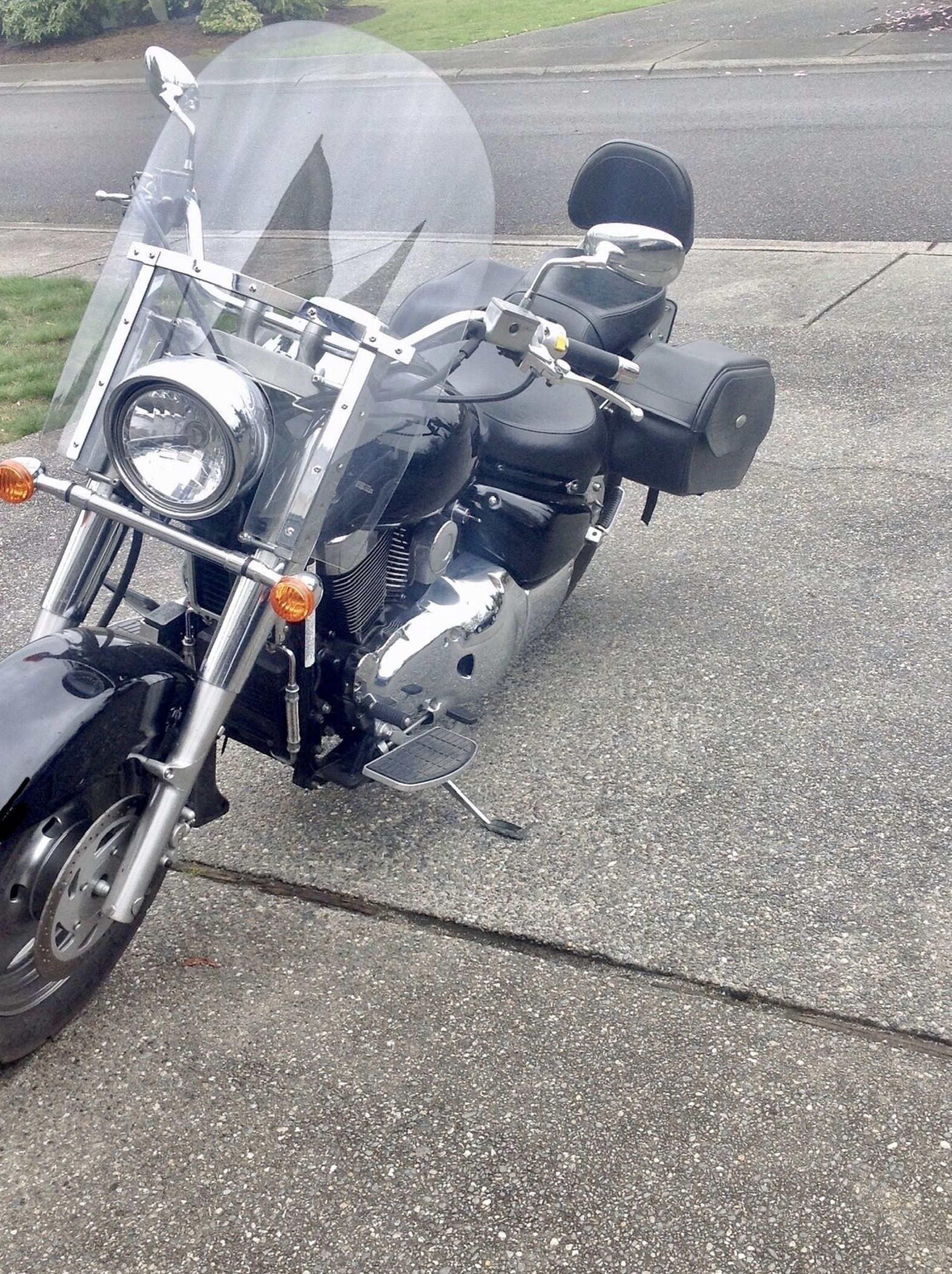 05 Suzuki Boulevard C90 **Under 12k Miles**