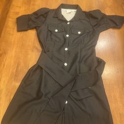 Woman’s Gretchen Scott little black dress shipping available