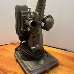 Revere 8MM Movie Projector Vintage 