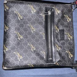 Gucci Shoulder Bag 