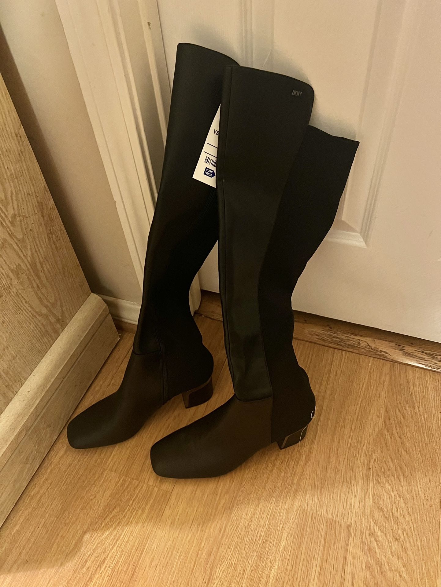High Boots Dkny Brand New