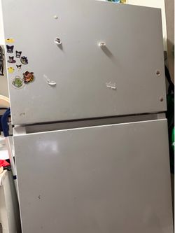 Big fridge only one year
