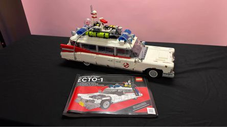 LEGO Ghostbusters ECTO-1 10274 Complete Retired 2,352 Piece Set
