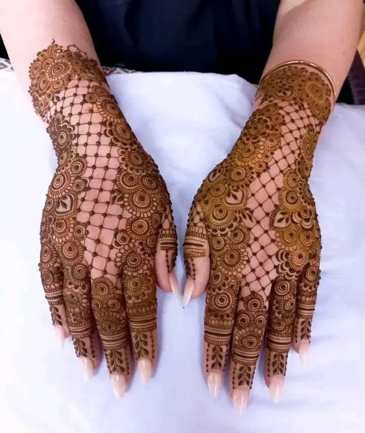 Henna Henna Henna 