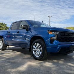 2020 Chevy Silverado 1500 Custom