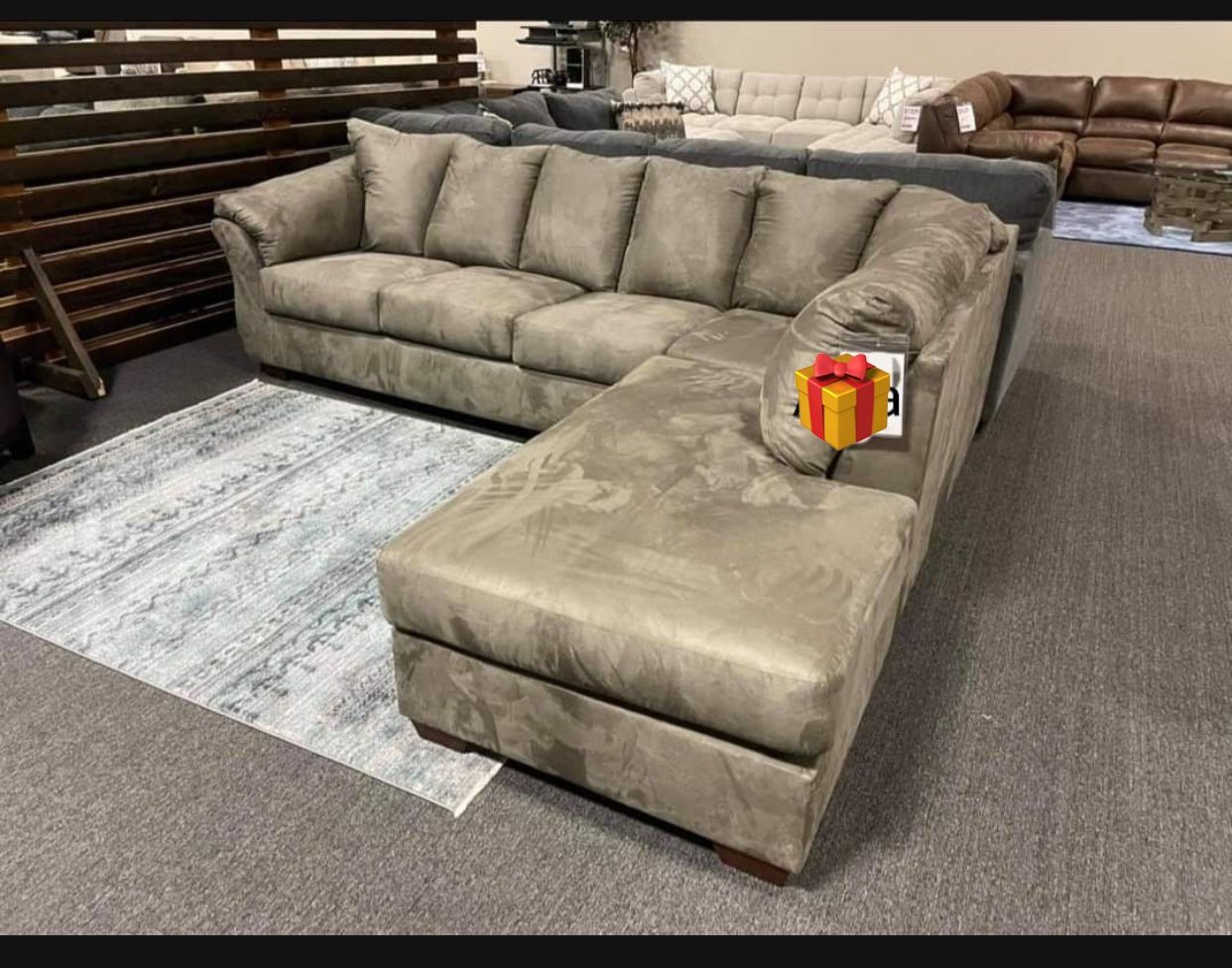 Color Options💥 Brand New💯 Darcy 2 Pc Modern Fabric Grey Sectional With Chaise ☄️