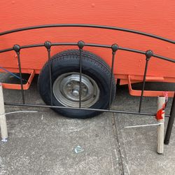 New metal full sized headboard 