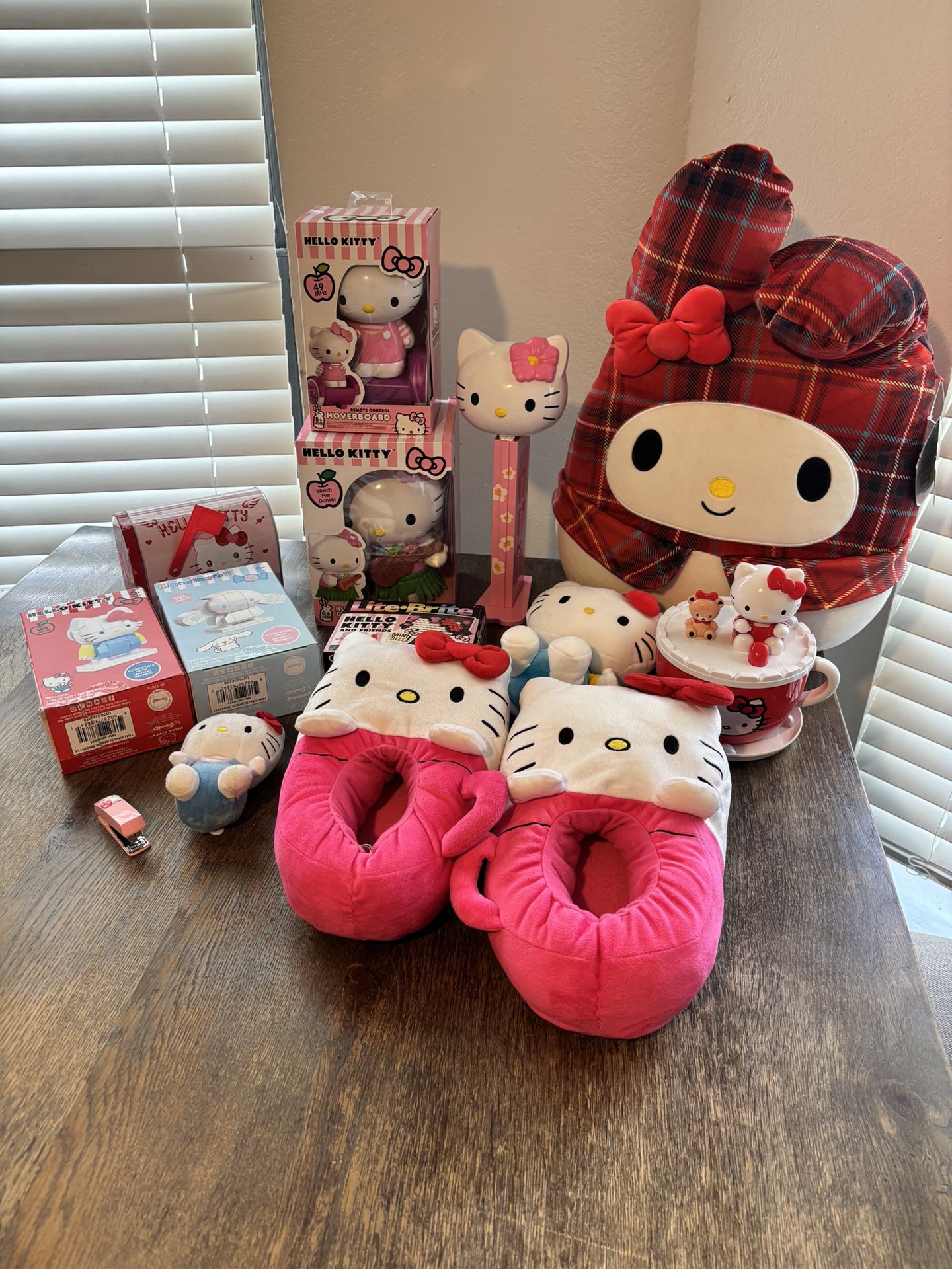 Hello kitty Items Bundle