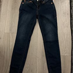 True religion: Jennie curvy