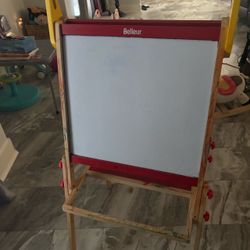 Chalkboard easel