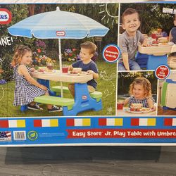 Lil Tikes Easy Store Jr Play Table w. Umbrella