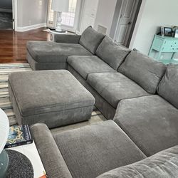 Sectional Couch! Macys 3 Years Old