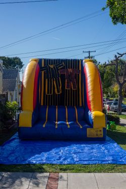 Inflatable Velcro Sticky Wall Game