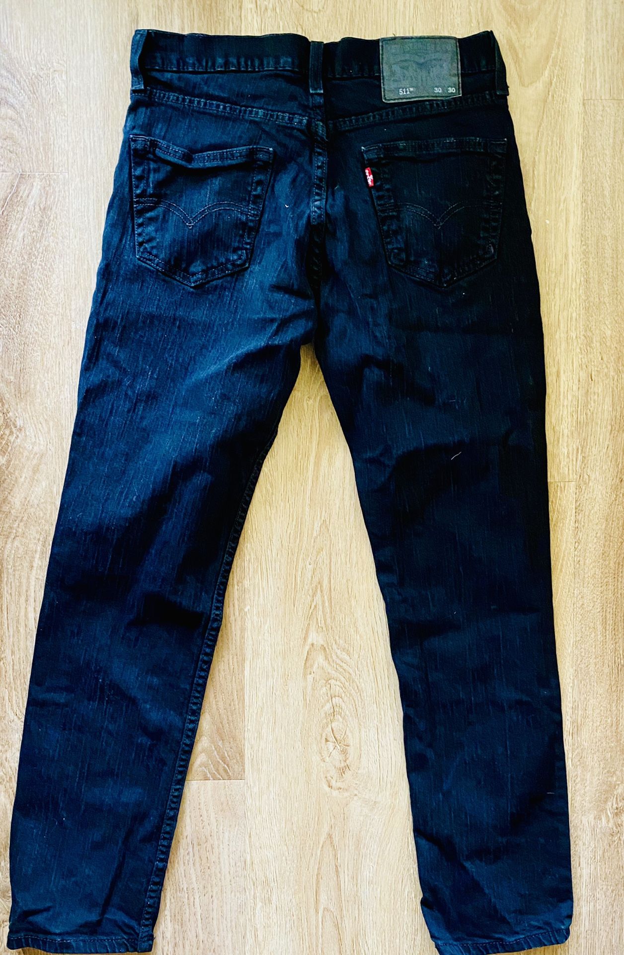 Black Levi’s Jeans: Sz. 30x30