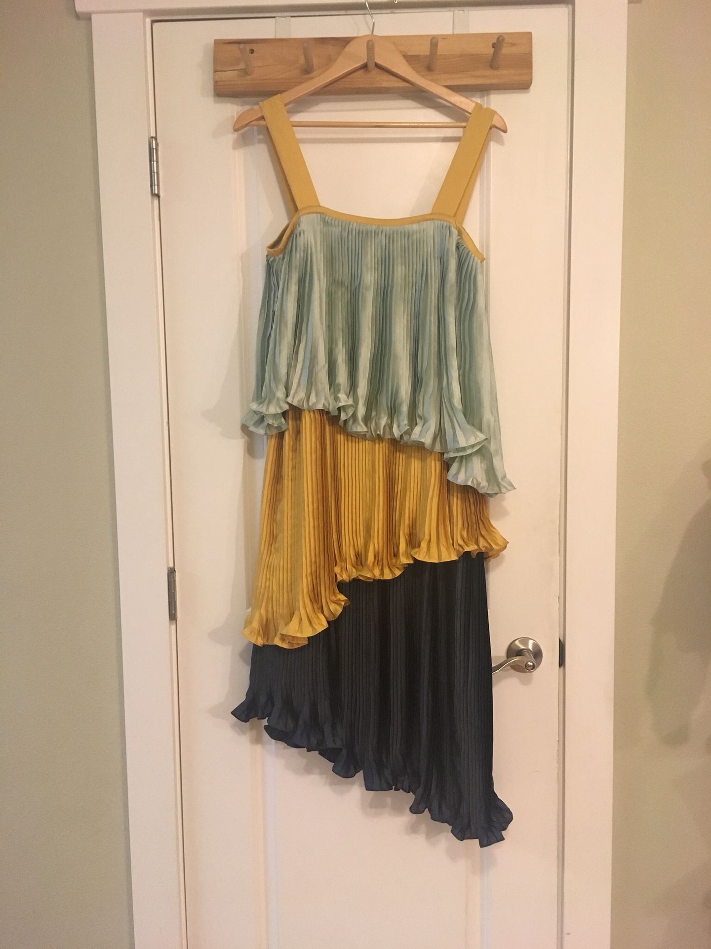 Anthropologie pleated cheap colorblock dress