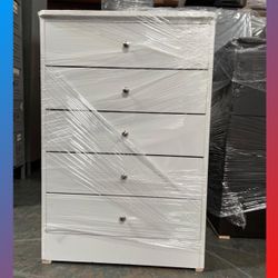 5 drawers dresser / Five drawers dresser