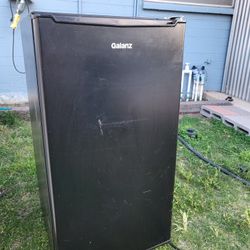 Mini Refrigerator 
