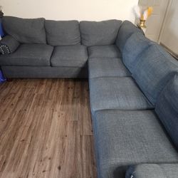 Modern Blue Sectional Sofa Couch - Excellent Condition
