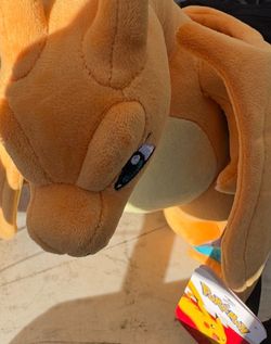 Pokémon Charizard Plush Dragon Stuffed Animal – Official Pokémon Tag