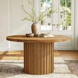 JW1243 47" Solid Wood Dining Table for 4-6, Farmhouse Round Kitchen Table with Striped Pedestal Base, Circle Wooden Dining Room Furniture for Kitchen 