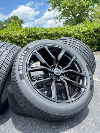 New 22” Black Wheels Land Rover Rims Tires 285/45R22 SVR Style 5x120 Defender Discovery Sport