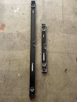 Husky 2ft & 4ft levels