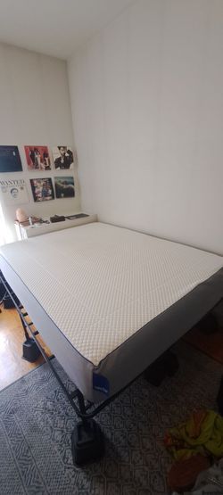 Queen Matress and Metal Frame