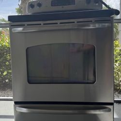 Stove and Oven Like New