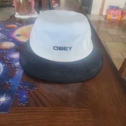 Bucket Hat