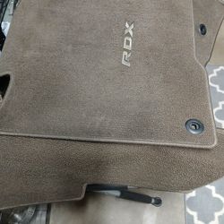 Accura Rdx floor pad