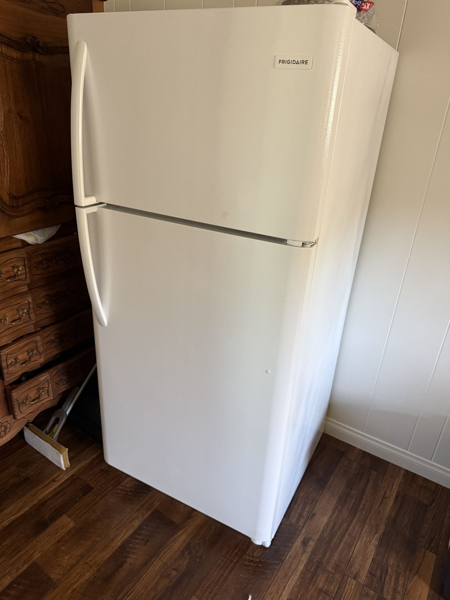 Free refrigerator