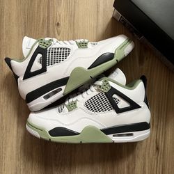 Jordan 4 Retro Seafoam 8.5w