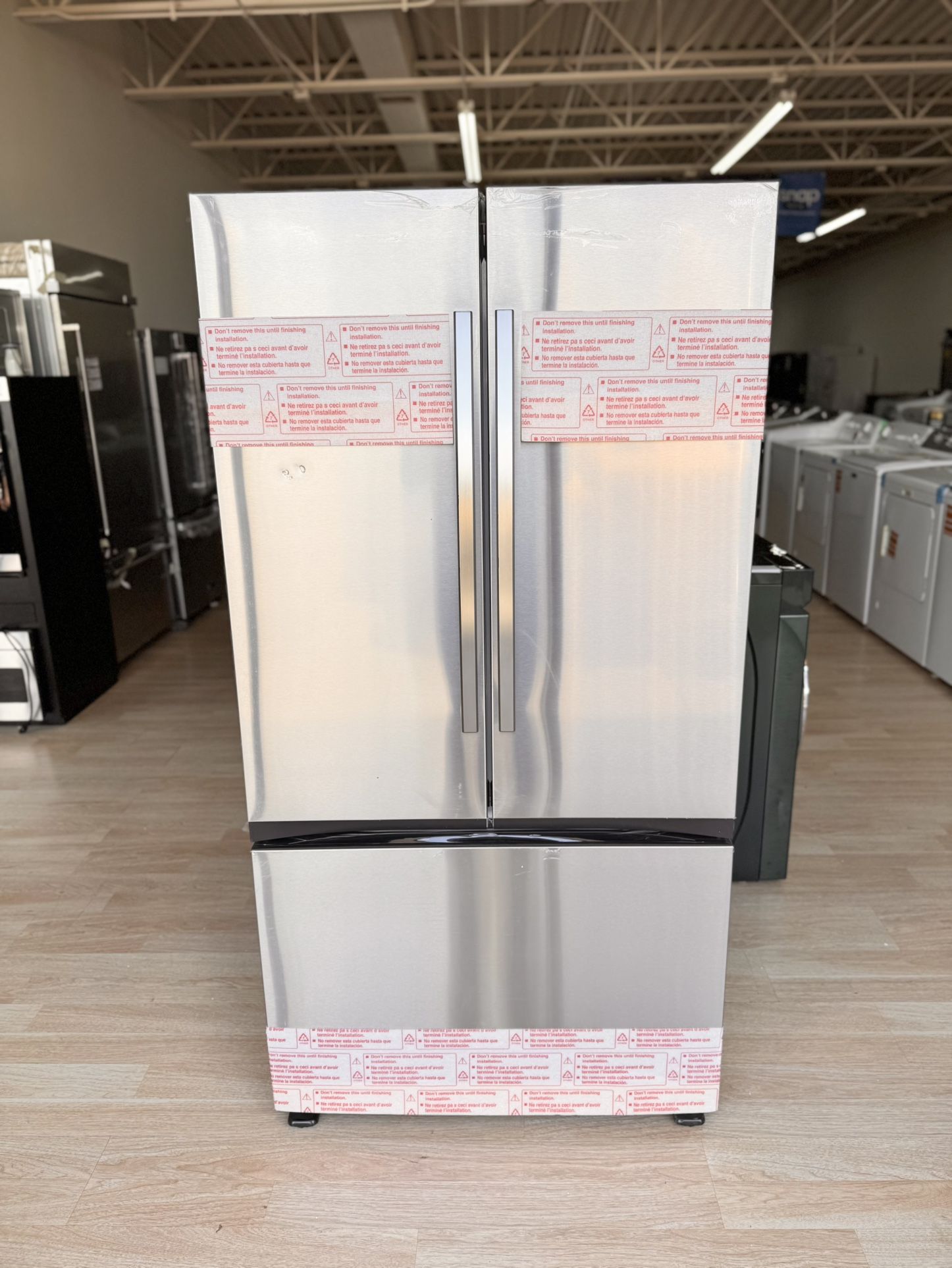 New Samsung - 32 cu. ft. 3-Door French Door Smart Refrigerator with Dual Auto Ice Maker - Fingerprint Resistant Stainless Steel Model: RF32CG5100SR