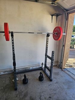 Pull Up & Dip Station + 6 Red 45 lb Bumper Plates – Like New