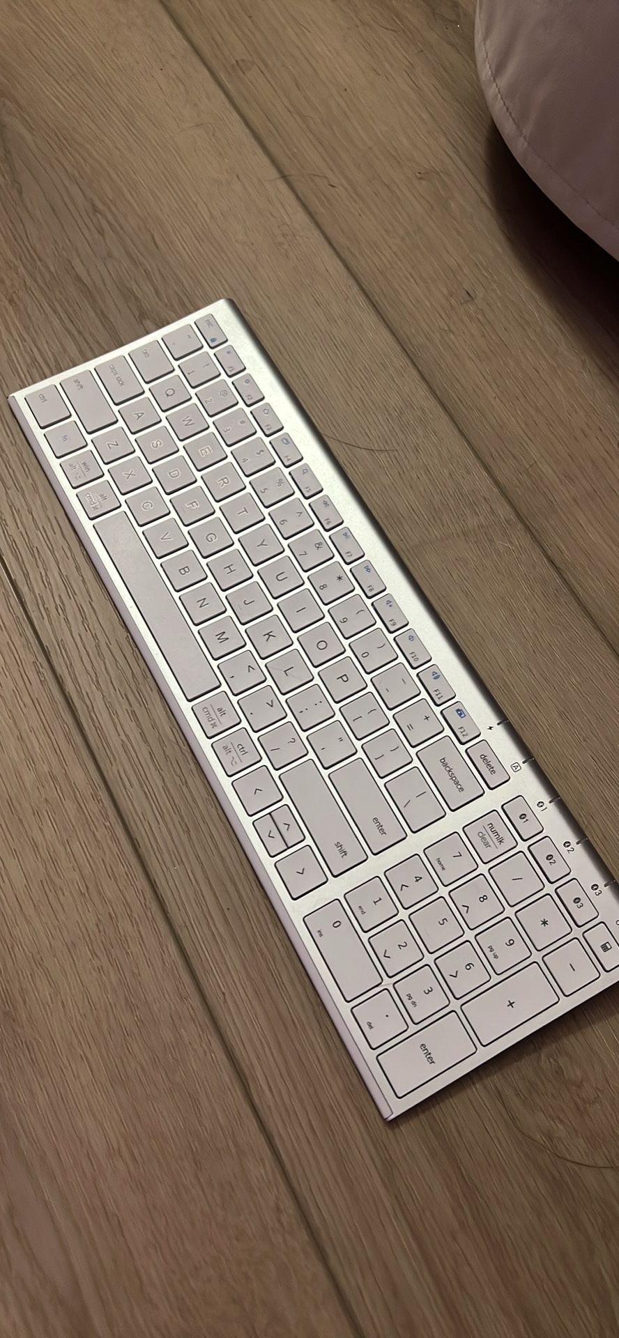Bluetooth keyboard