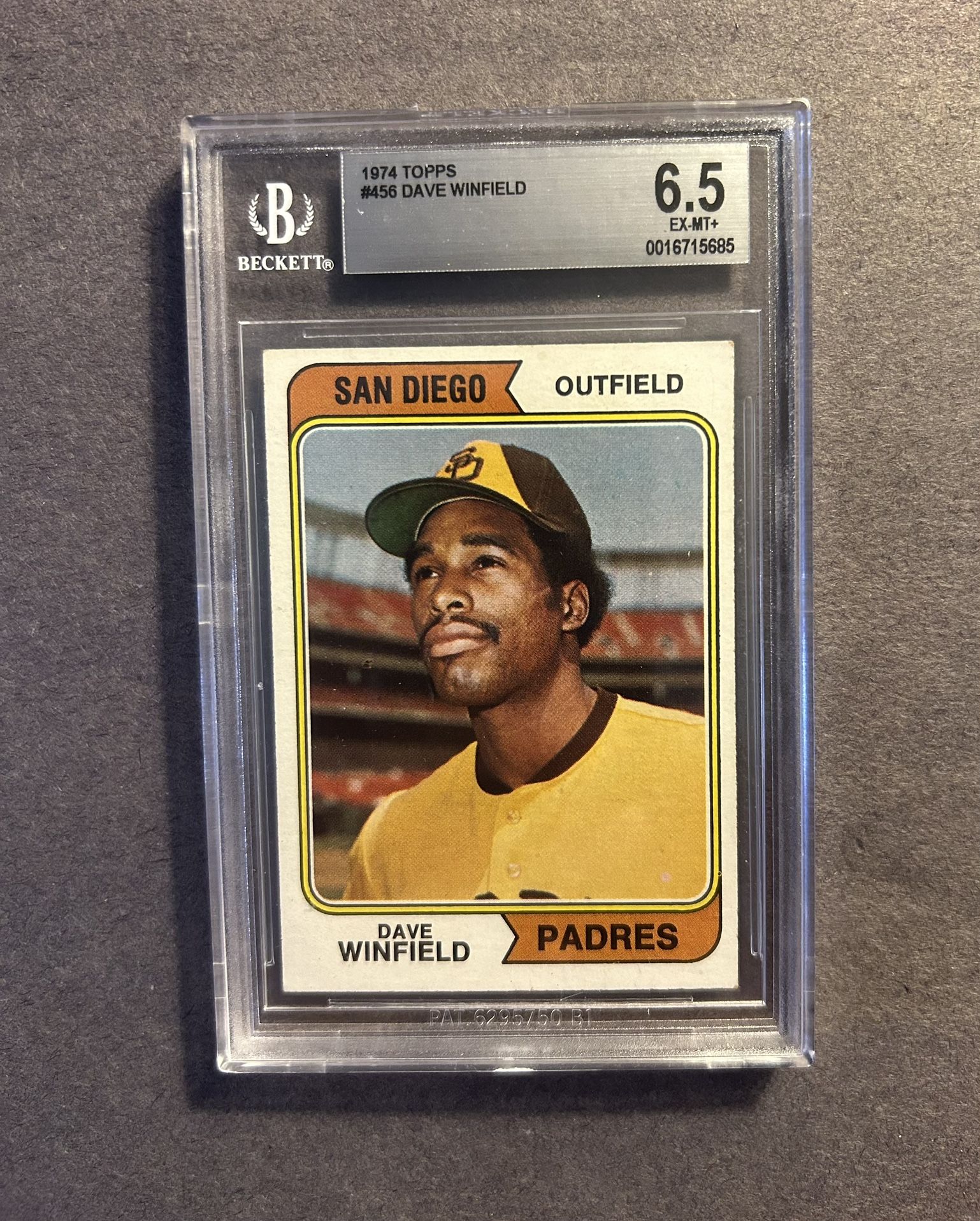 Vintage 1974 Topps #456 Dave Winfield HOF Rookie Card. Negotiable
