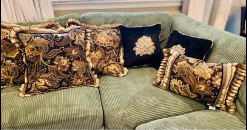 6 PC J. QUEEN VALDOSTA ALICANTE FLORAL JACOBEAN BLACK THROW PILLOW SET