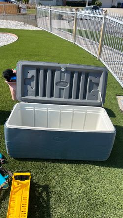 Ice chest