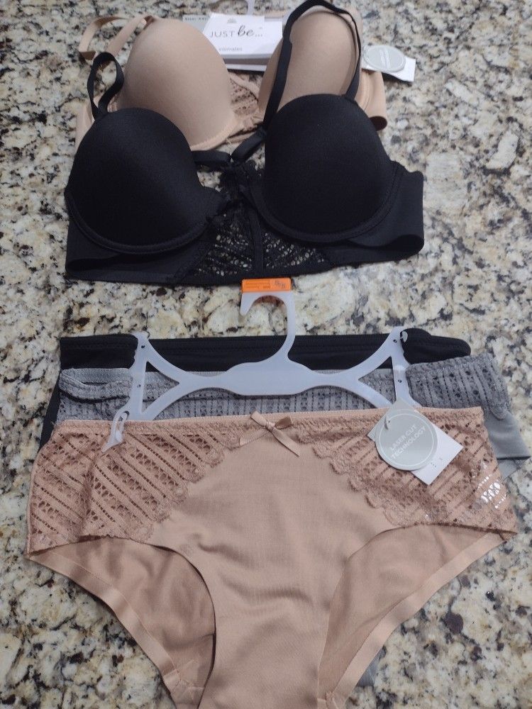 Bras & Panty Sets